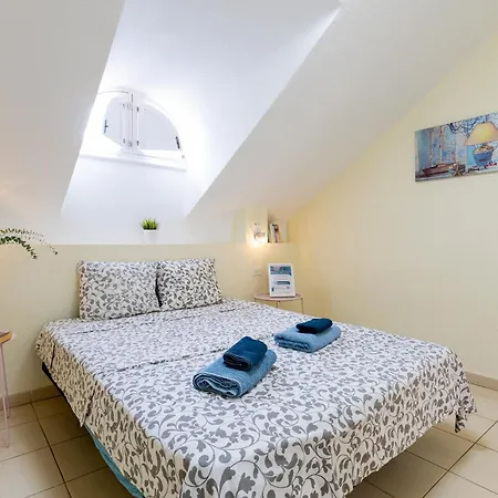 아파트 Two Bedrooms In Parque Santiago 2 *