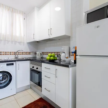 Two Bedrooms In Parque Santiago 2 아파트 플라야데라스아메리카스