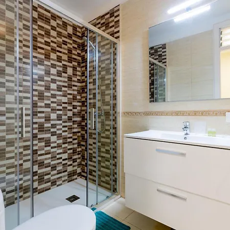 Two Bedrooms In Parque Santiago 2 아파트 플라야데라스아메리카스