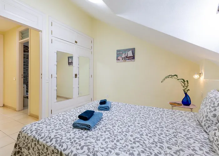 Two Bedrooms In Parque Santiago 2 Playa de las Americas (Tenerife)